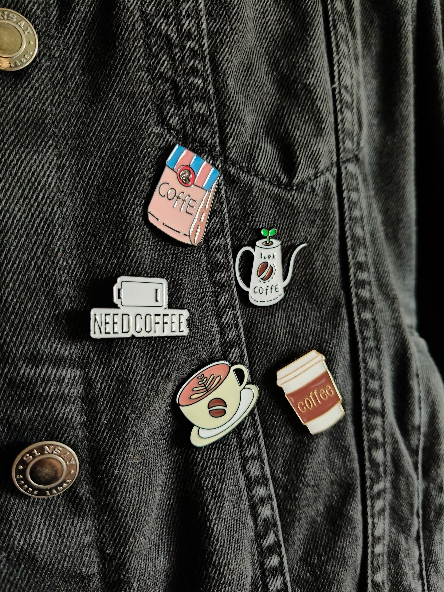 Przypinka "kettle" - Zrób Mi Kawę - Palarnia Kawy